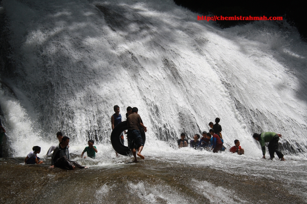 Bantimurung Objek Wisata Terbaik di Sulawesi Selatan