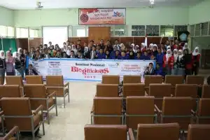 Blogger Wajo Seminar dan Workshop Blog Pelajar Plus Deklarasi Komunitas Blogger Wajo 2