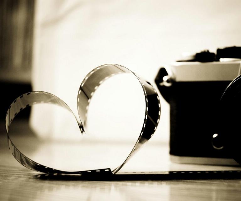 Aku adalah Cinta Pertamanya Aku adalah Cinta Pertamanya