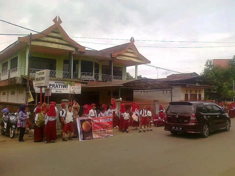 Bangga, Kabupaten Maros Meraih Piala ADIPURA 2013 Bangga, Kabupaten Maros Meraih Piala ADIPURA 2013