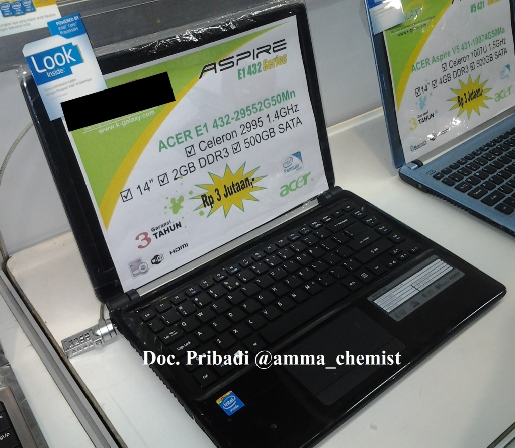 Si Notebook Slim yang Merampingkan Segala Kebutuhan