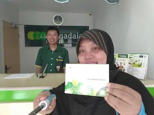 Bersama Pak Danu, Pimpinan Cabang Petemon Barat