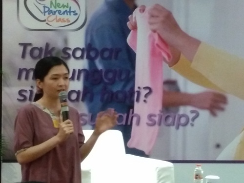 Philips AVENT New Parents Class Surabaya Semarakkan Pekan 