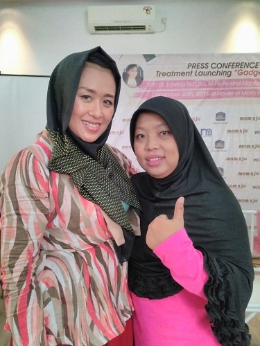 Treatment Launching “Gadget Holic” di Mom N Jo Spa Surabaya 1