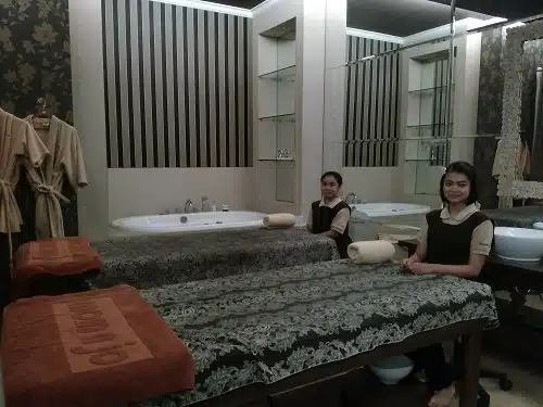 Treatment Launching “Gadget Holic” di Mom N Jo Spa Surabaya 9 Ruangan Cozy dan Trainer yang Handal