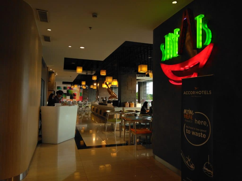 Menguak Rahasia Capturing Food a la @inijie Sembari Tour ibis Styles Hotel Surabaya 7 Menguak Rahasia Capturing Food a la @inijie Sembari Tour ibis Styles Hotel Surabaya 7