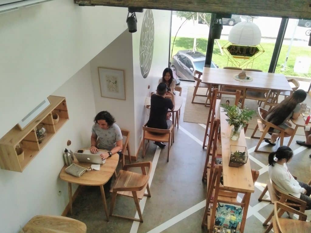Tempat Ngopi Enak di Surabaya 2