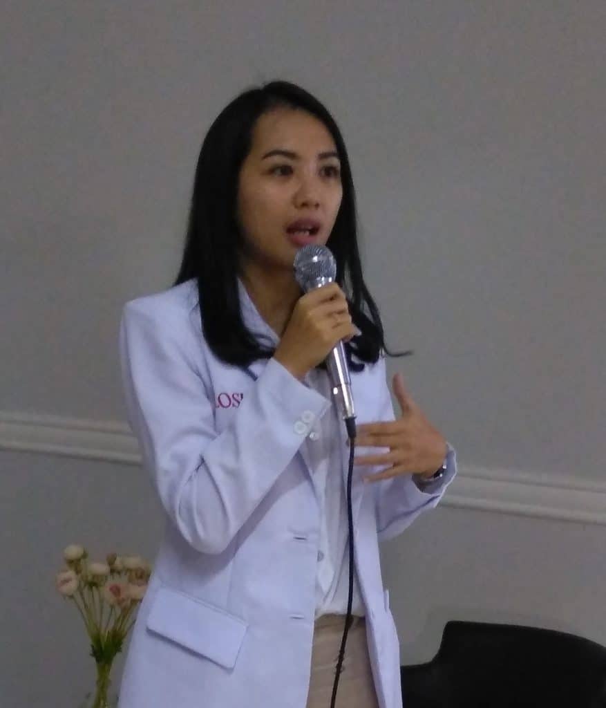 Facial Glowing di Gloskin Surabaya 2 Facial Glowing di Gloskin Surabaya 2