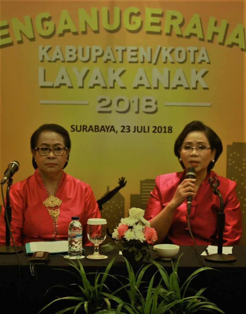 Penuhi Hak Anak dalam Keluarga untuk Wujudkan Indonesia Layak Anak (IDOLA) 2030 1 Penuhi Hak Anak dalam Keluarga untuk Wujudkan Indonesia Layak Anak (IDOLA) 2030 1