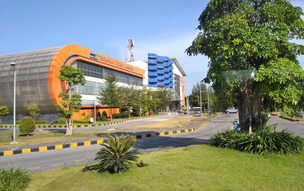 Inovasi Pelindo III dengan Pesatnya Perkembangan Smart-Green Port Terminal Teluk Lamong 1 Terminal Teluk Lamong Pelindo III Surabaya
