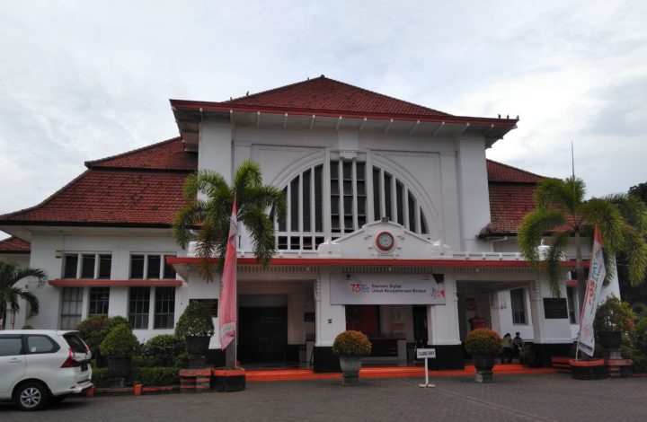 Jelajah Kantor Pos Surabaya (Kebun Rojo) Disela Meet Up Nasional Pencinta Kartu Pos