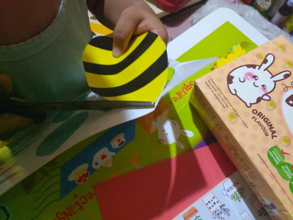 Ciptakan Momen Berharga dalam Melatih Motorik Si Kecil 6 Ciptakan Momen Berharga dalam Melatih Motorik Si Kecil 6