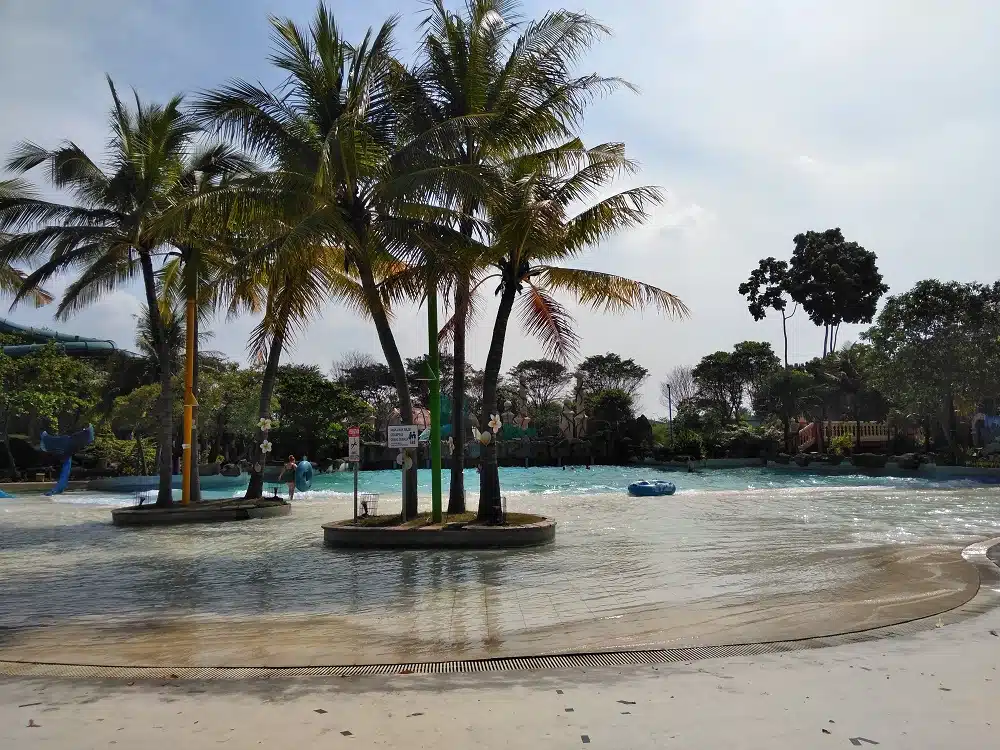 syracuse beach