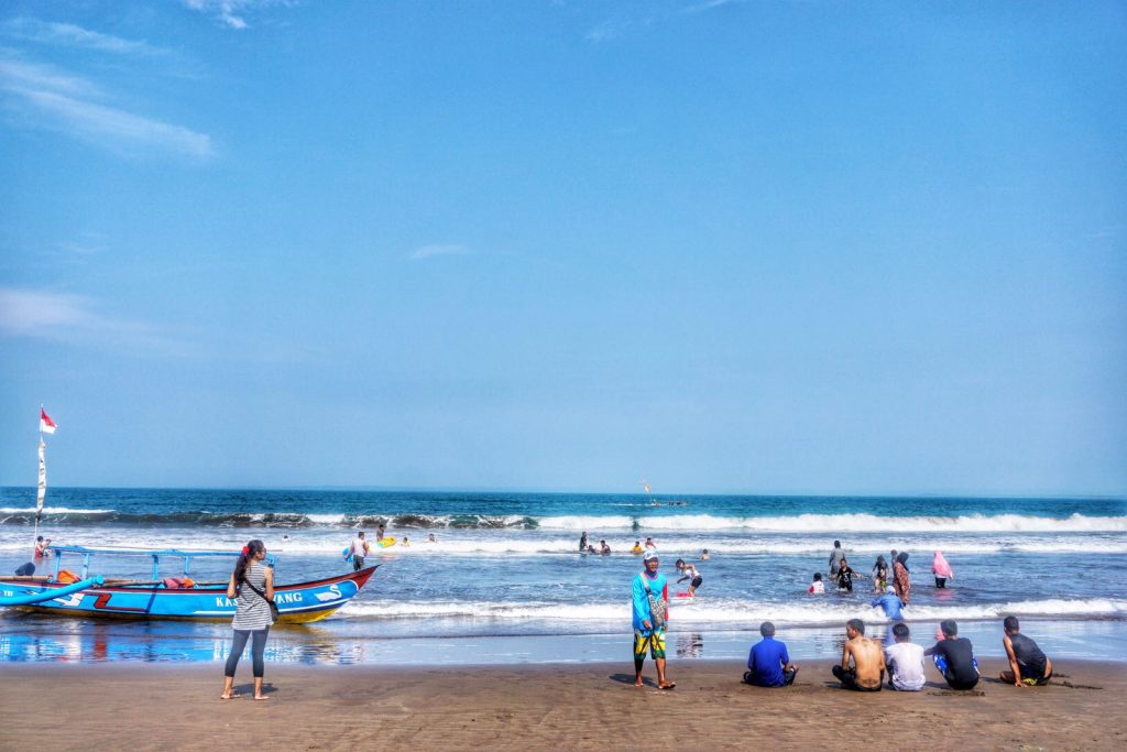 pantai batu karas pangandaran