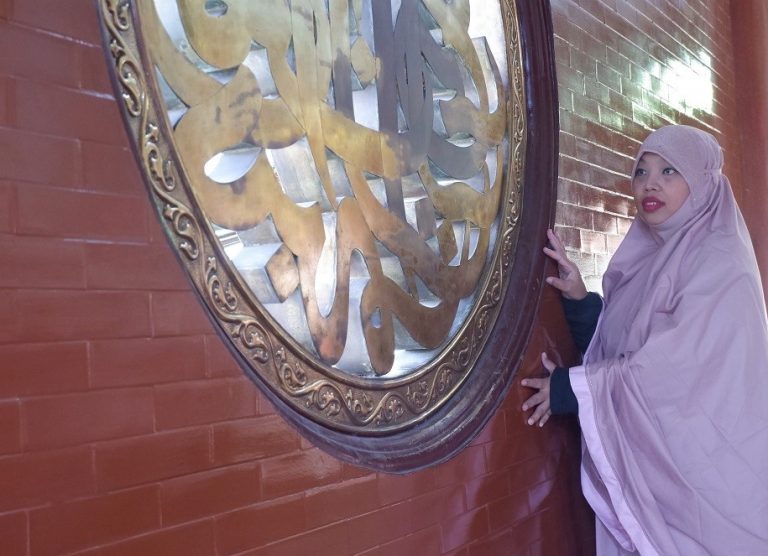 mukena siti khadijah