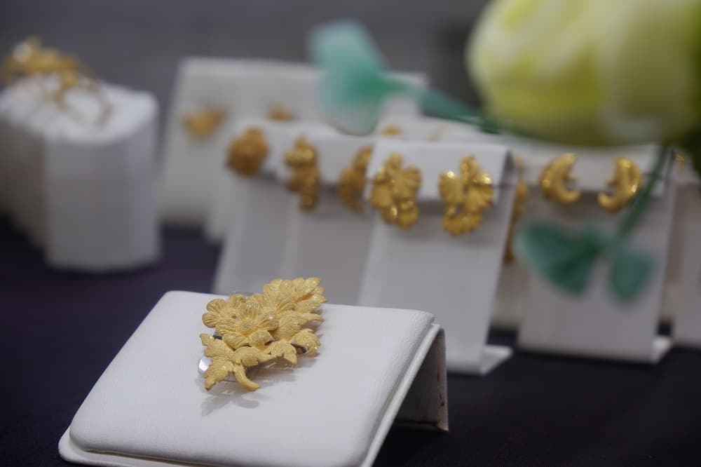 “Dare to Be You” dengan Koleksi Perhiasan Goldmart dan Gold Master 4