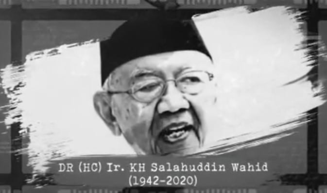 gus sholah pemenang indonesia fundraising award 2020