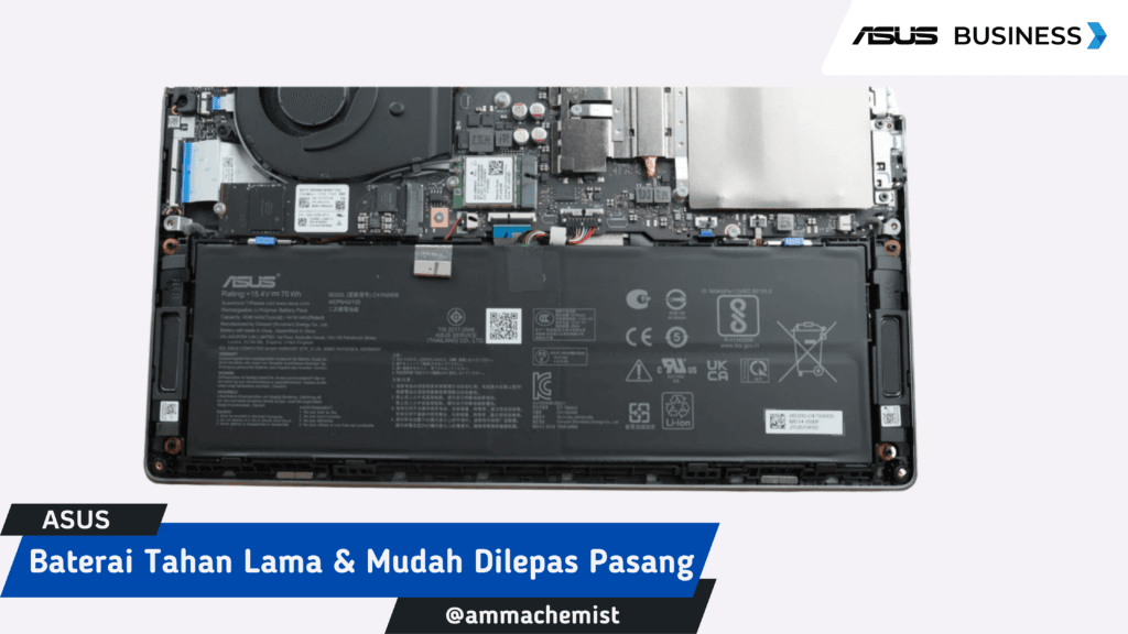 Baterai Tahan Lama & Mudah Dilepas Pasang